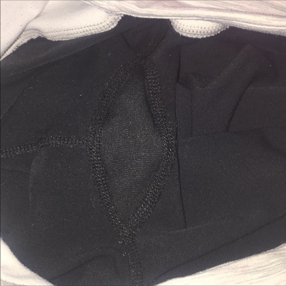 LULULEMON  under wonder crops - Picture 6 of 8